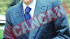 Berlusconi s-a oparit