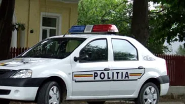 Politistii vor cumpara pulovere de 4 milioane de lei noi si cravate de peste 700.000 de lei noi!