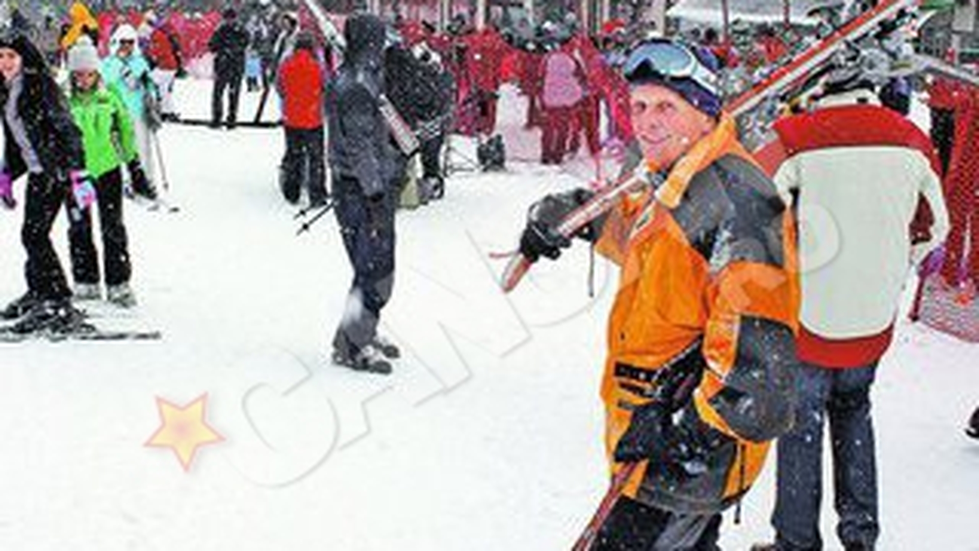 Stolo are partia la picioare. Sarbatori pe doua bete pentru fostul premier