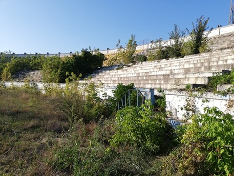 Stadionul Municipal din Bacău, fost ”Dumitru Sechelariu”, a a ajuns de nerecunoscut