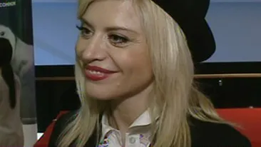 Pustoaicele vedetelor isi dezvolta propriul stil vestimentar! Afla ce vedeta imparte accesoriile cu fiicele sale!