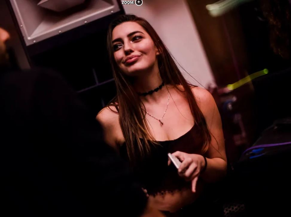 Cum arăta ispita Maria Tebieș, înainte de operațiile estetice. Fanii au crezut că nu văd bine: ”Ce frumoasă a fost!”