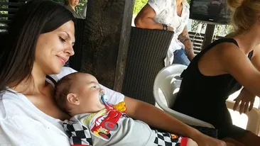 Viata tumultuoasa de model! Ce vedeta a amanat nunta ca a fost inselata, dar pana la urma s-a maritat si e si insarcinata!