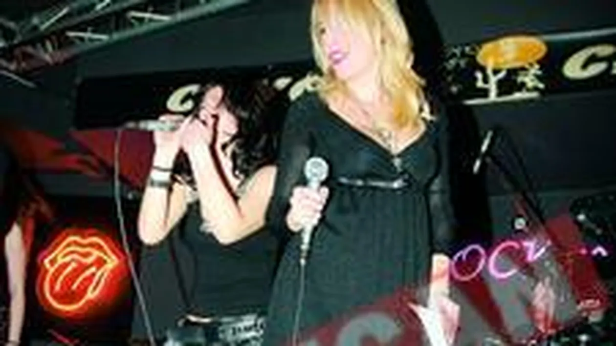 Dana Savuica si-a trimis invitatii sa-i achite cumparaturile