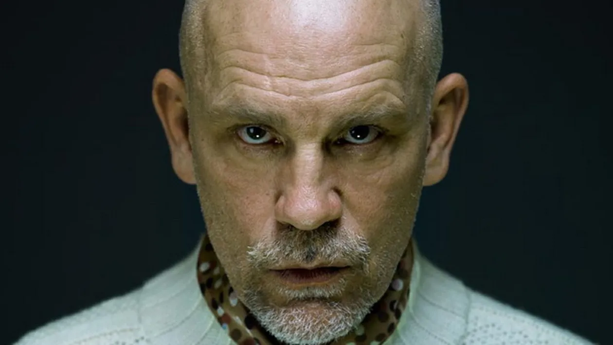 Actor de Oscar, pe scena Festivalului Enescu din Capitala. John Malkovich a jucat la Ateneul Roman