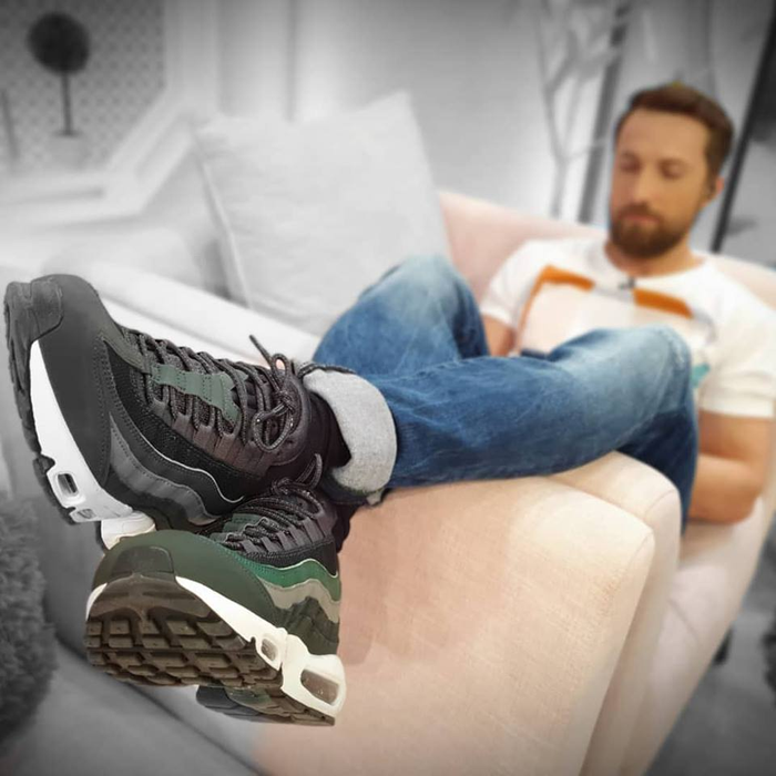 Dani Oțil are un frate cu 4 ani mai mare, dar nu vorbește cu el. Matinalul de la Antena 1 a recunoscut care e motivul rupturii: „Eu nu sunt prieten cu frate-miu pentru că..”
