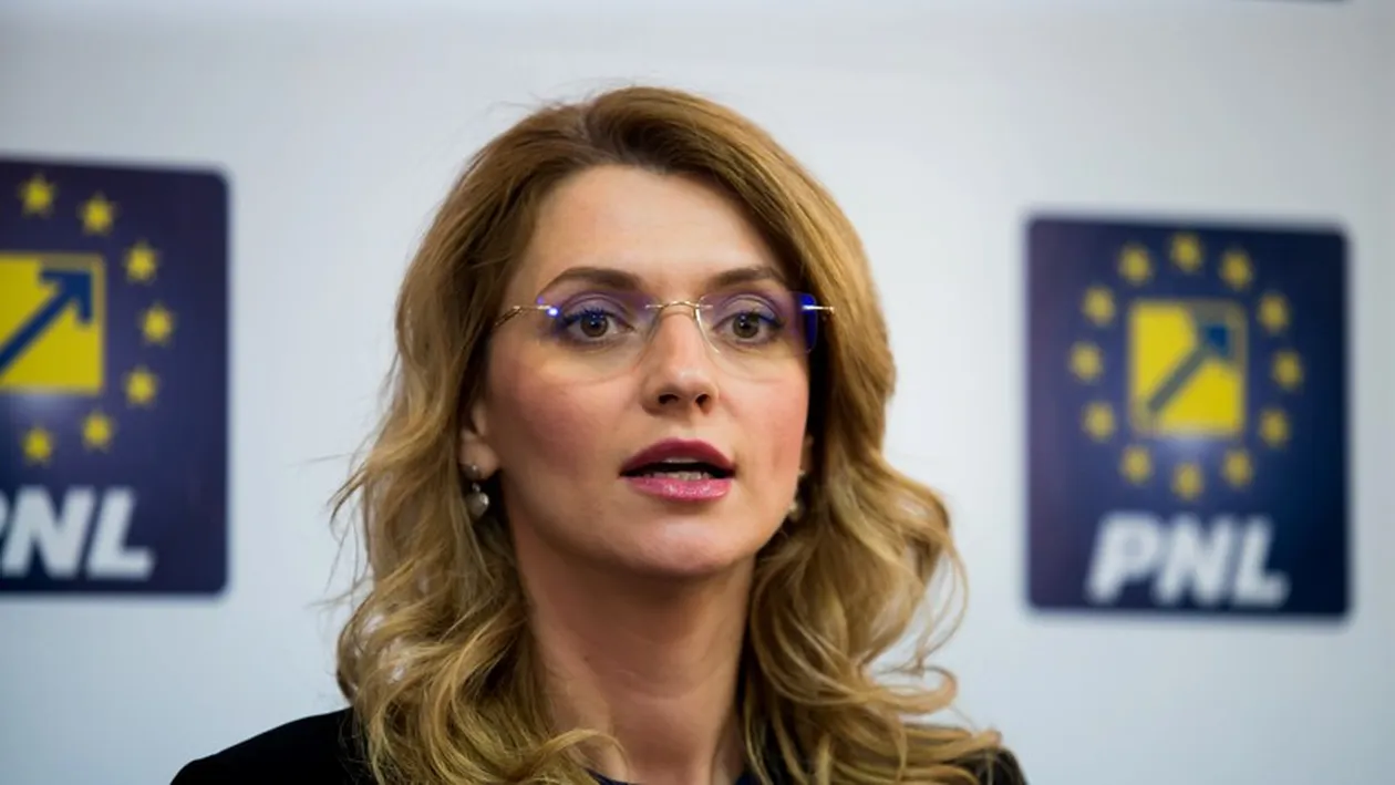 Alina Gorghiu, PNL: „Modificăm legea Educației naționale. Profesorii care hărțuiesc elevii nu au ce căuta la catedră”