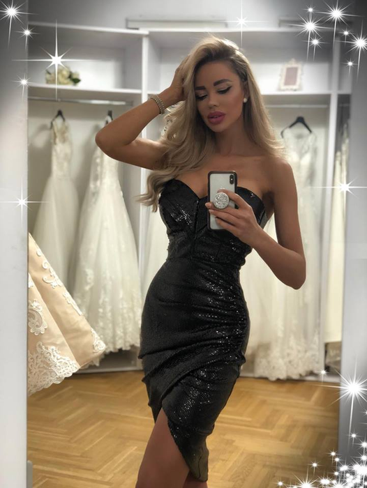 Bianca Drăgușanu vrea cu orice preț să ajungă din nou în fața altarului! Vedeta a probat deja verighete