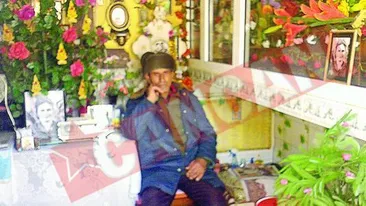 S-a mutat in cavou, alaturi de sotia sa