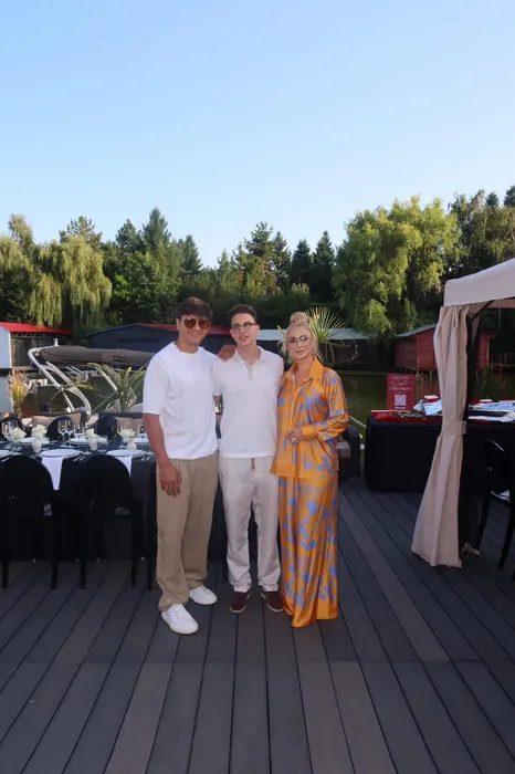 Bebeto, majorat de cinci stele în Snagov! Tzancă Uraganu și Costel Biju, printre artiștii care au animat atmosfera de la marea petrecere