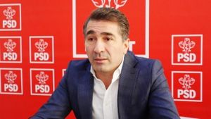 Lucrau să-l ”înfunde” pe fermierul cu o avere de 130 milioane! Dedesubturile şpăgii de 100 mii € pe care ”Deputatul-şosetă” a luat-o în restaurant