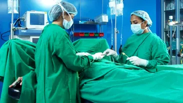 Copil născut mort, după ce mama a fost abandonată noaptea de medici în spital