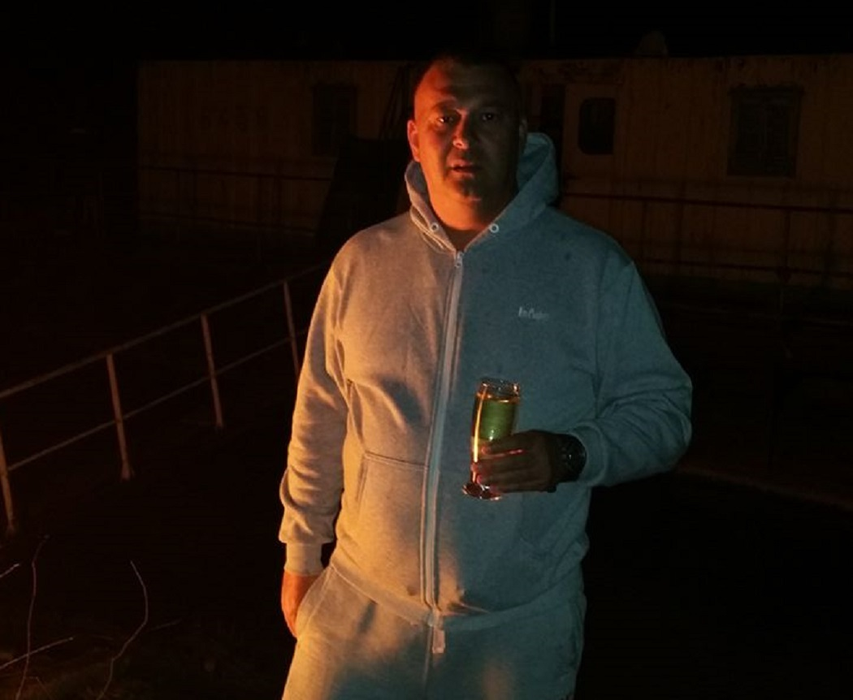 Marius a murit la 43 de ani în ambulanţa care urma să îl ducă la spital