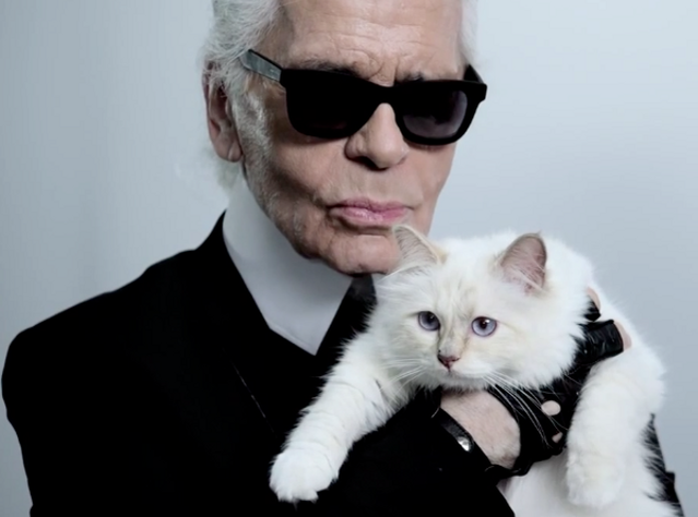 Este de necrezut! Cine va moșteni averea de 250 de milioane de dolari a lui Karl Lagerfeld