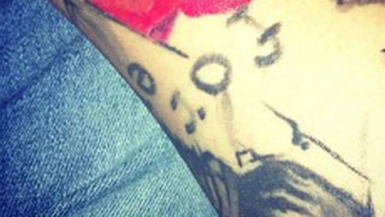 Adrian Tutu ne arata si latura sa sensibila. Uite ce tatuaj si-a facut pe brat cel mai talentat roman