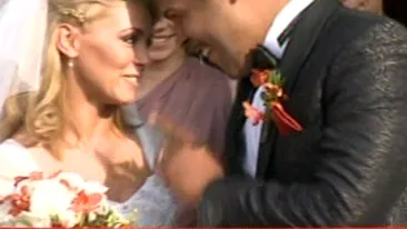 Andreea Patrascu a lacrimat la finalul cununiei religioase: De fiecare data cand imi trecea prin cap sa plang toata lumea ma certa