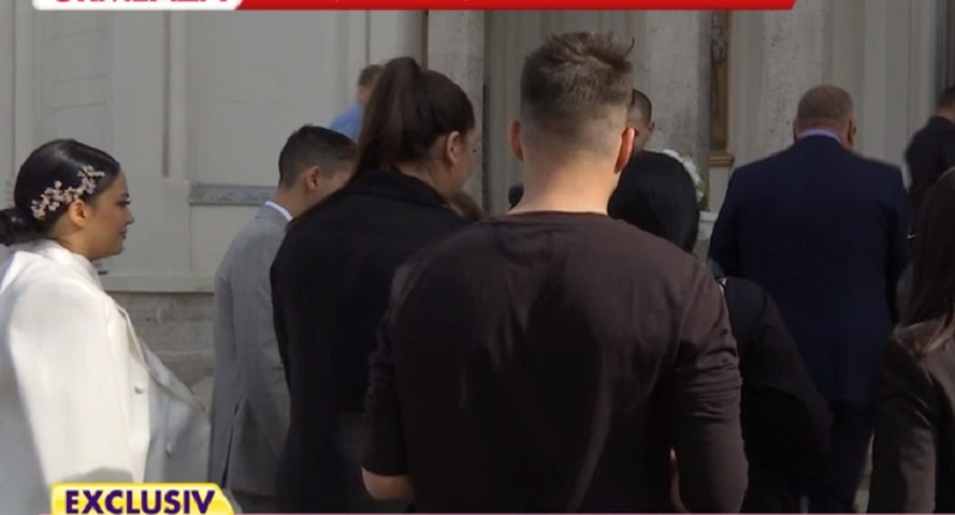 Primele imagini de la botez! Cum s-a îmbrăcat Betty Salam în ziua în care își creștinează băiețelul