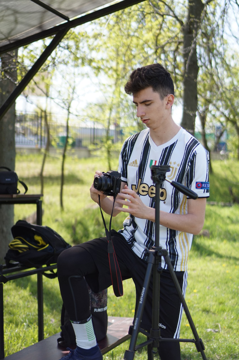 Cristian Târnăvean a reușit, la doar 19 ani, să devină un influencer de succes