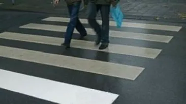 Sofer batut de un altul pentru ca a acordat prioritate pietonilor