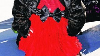 Vedetele controversatului concurs "Toddlers and Tiaras", in viata reala. Asa se imbracaele la sase ani