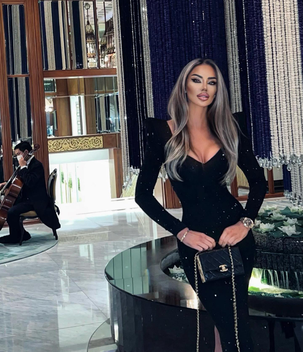 Bianca l-a dus pe Gabi în cele mai exclusiviste hoteluri / (Sursa: Instagram)
