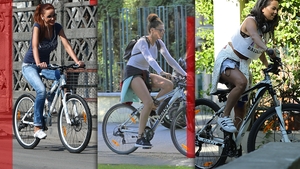 Vedete din România prinse călare pe... șa: Cum pedalează Bianca Drăgușanu, Antonia , Inna și...