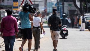 Ce salarii au cameramanii de la America Express. Câți bani primesc, de fapt, de la Antena 1