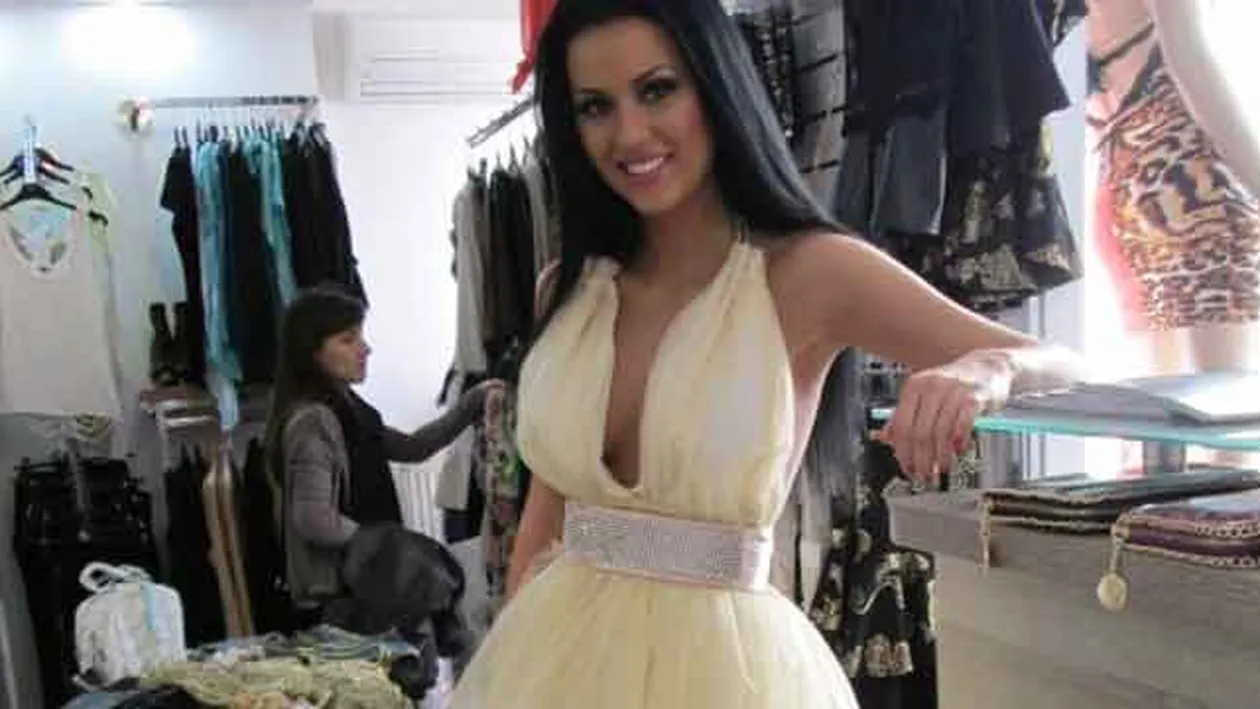 Imagini incendiare! Daniela Crudu i-a aratat sanii lui Vali Vijelie