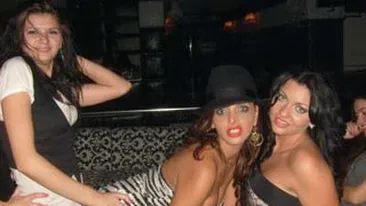 Ramona Gabor si Madalina Radu si-au facut de cap la Cannes! S-au distrat impreuna la Nikki Beach