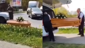 Scene ireale! Angajații unei firme de pompe funebre au pierdut un sicriu, iar imaginile au devenit virale