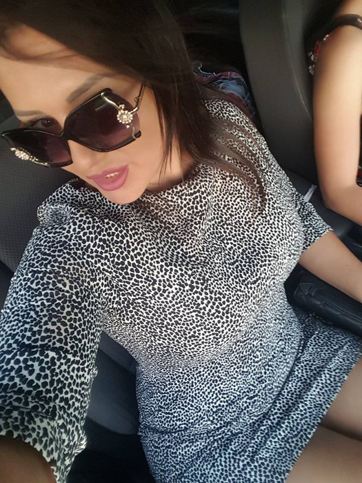 După ce a slăbit, BIANCA RUS s-a afişat în costum de baie! Uite cum arată cu adevărat vedeta