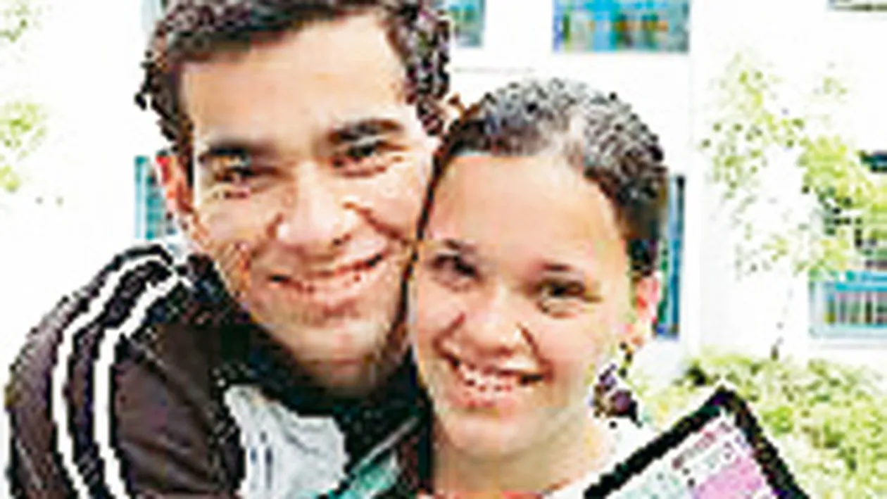 Mi-a luat inelul de pe deget si m-a dat afara! Fosta logodnica a primului castigator de la Dansez pentru tine il acuza pe acesta ca a inventat povestea vietii lui doar ca sa castige