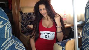 Bianca Jurca, vizita la 4 dimineata la barbatul pe care l-a acuzat ca a desfigurat-o: "Hai iubi, să ne jucăm în zăpadă!"