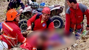 Imagini șocante! O fată de 28 de ani a fost strivită de un ATV, în timpul unei concurs organizat la Cluj, chiar sub ochii soțului ei!