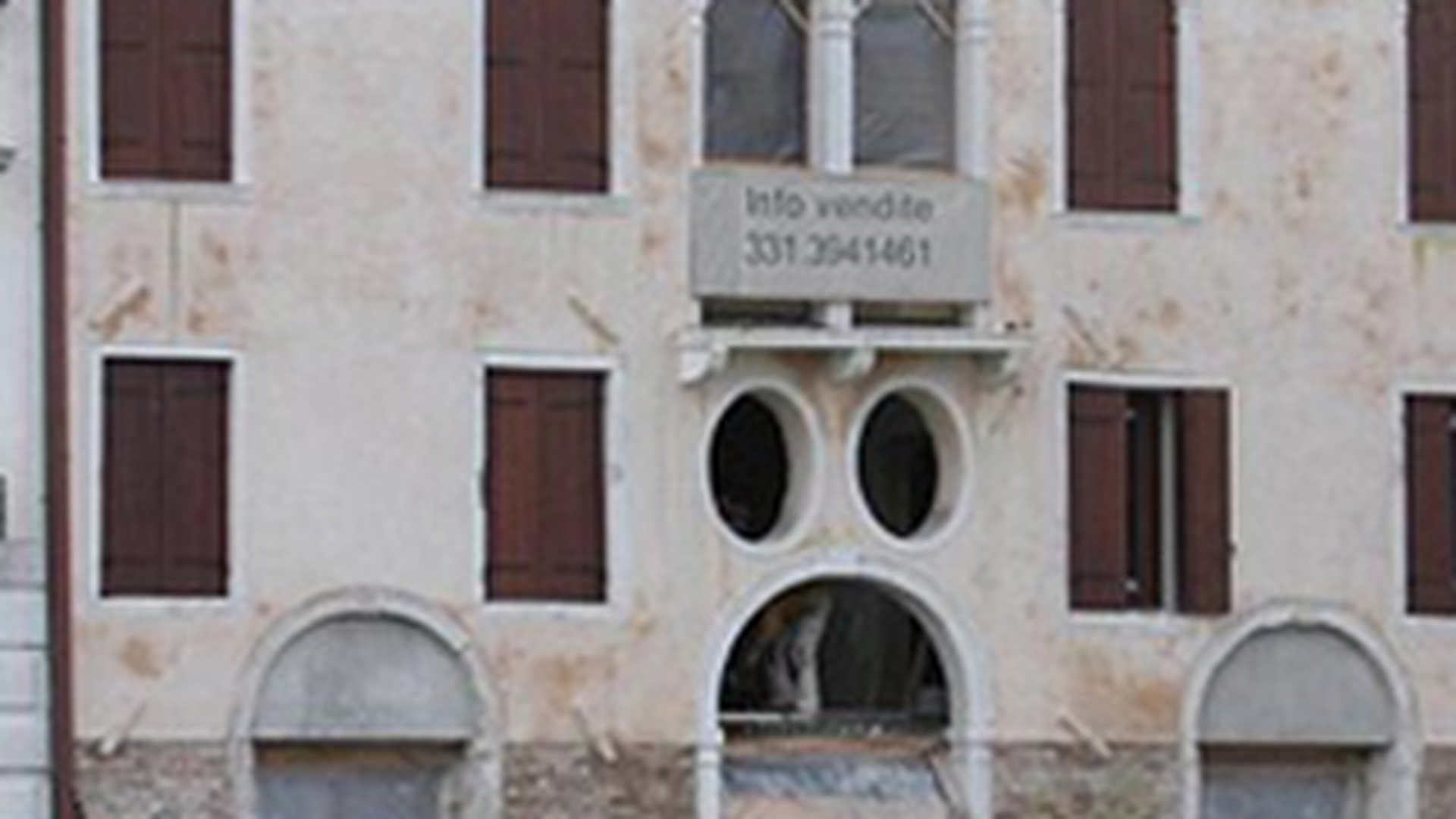 Johnny Depp si-a luat un palazzo de 10 milioane de euro! Vezi cat este de urat!
