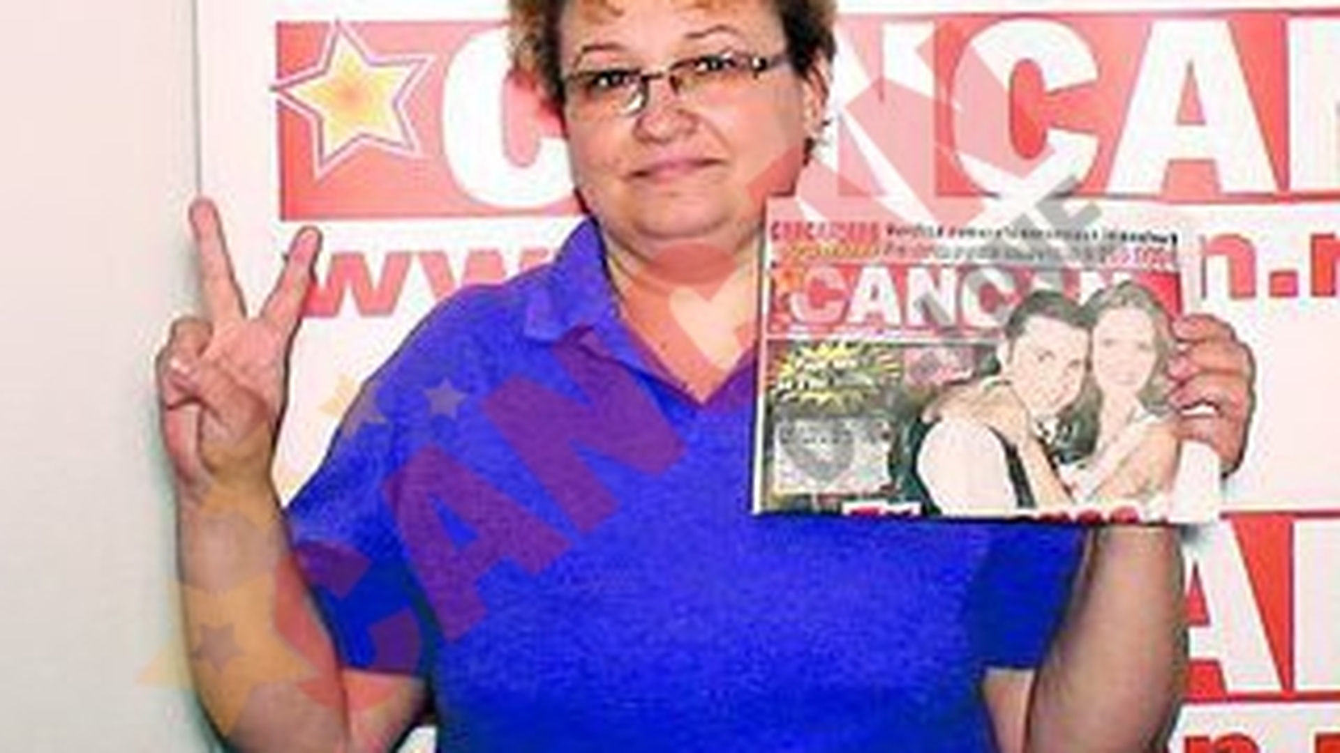"Ce bine imi prind banii de la CANCAN!"