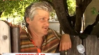 VIDEO Dincolo de colosal! Taranii din Vadu Sapat au iesit noaptea pe strada in asteptarea sfarsitului lumii!