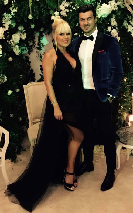 Elena Udrea se mărită cu Adrian Alexandrov! Anunțul a fost făcut chiar de viitoarea mămică: “Mă căsătoresc cu tatăl copilului“