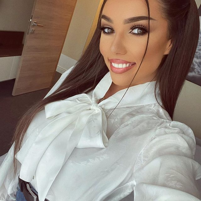 Shondy: "Aș cânta orice și oricând"