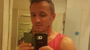 Implanturile de păr nu l-au ajutat deloc! MIHAI TRĂISTARIU a început, din nou, să chelească