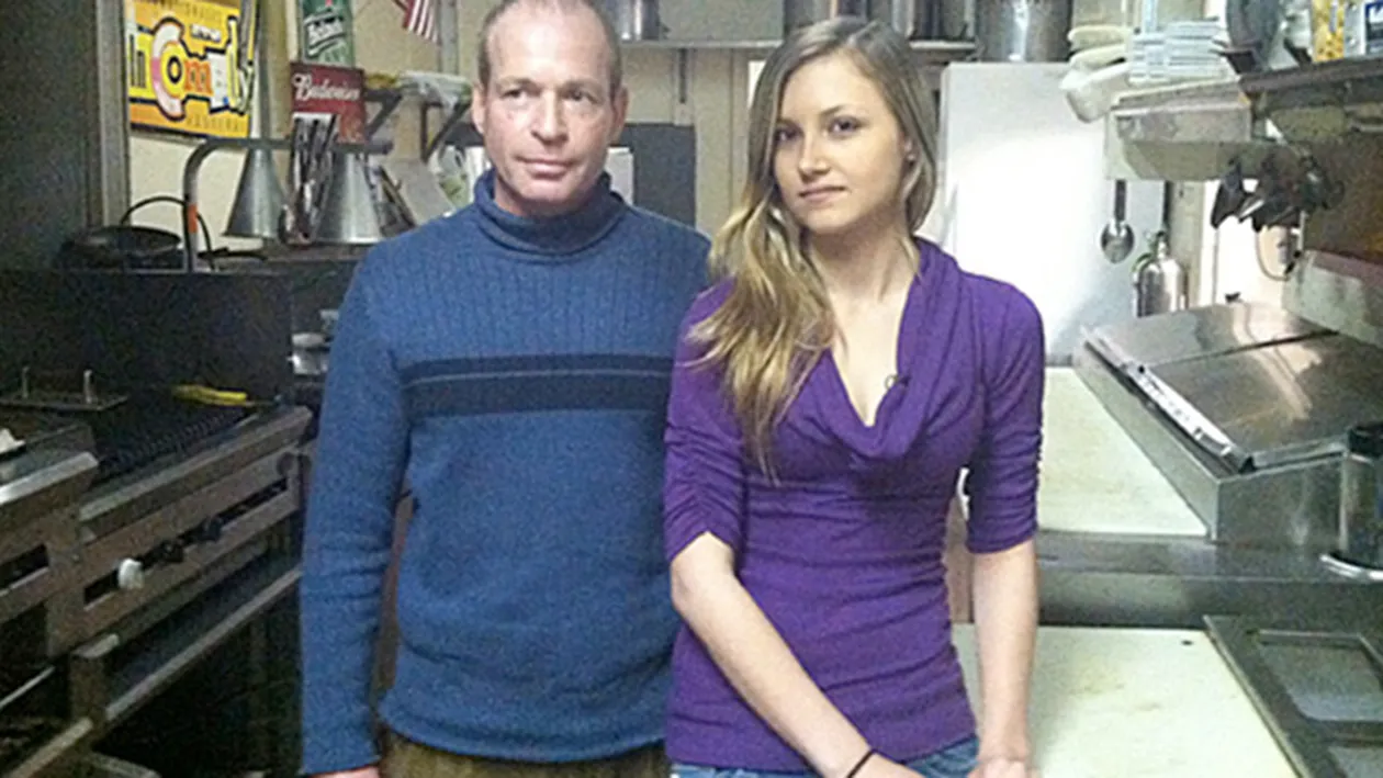 VIDEO Asa sef sa tot ai! Ce a facut un patron pentru angajata lui bolnava! Fapta lui iti va schimba parerea despre umanitate