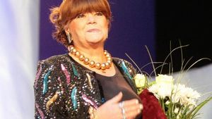 Cu tinuta aceasta va fi condusa Cristina Stamate pe ultimul drum! Secretul din spatele vestimentatiei alese pentru inmormantare