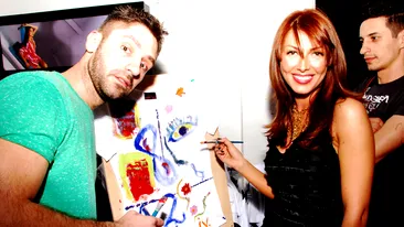 Ilinca Vandici, Dana Savuica si multi altii s-au jucat cu pensula! Vezi ce idei inedite au avut cand au fost pusi in fata unor tricouri albe!