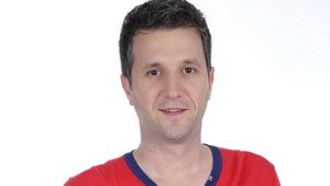 A ajuns intepenit la spital si a avut un concediu de cosmar! Vezi ce tratament dur face Andi Moisescu ca sa scape de cutit