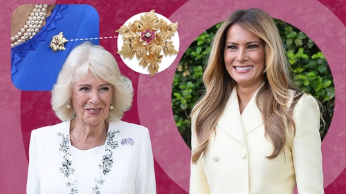 Regina Camilla a purtat cadoul Melaniei Trump doar de complezență. L-a schimbat cu altceva cu prima ocazie.
