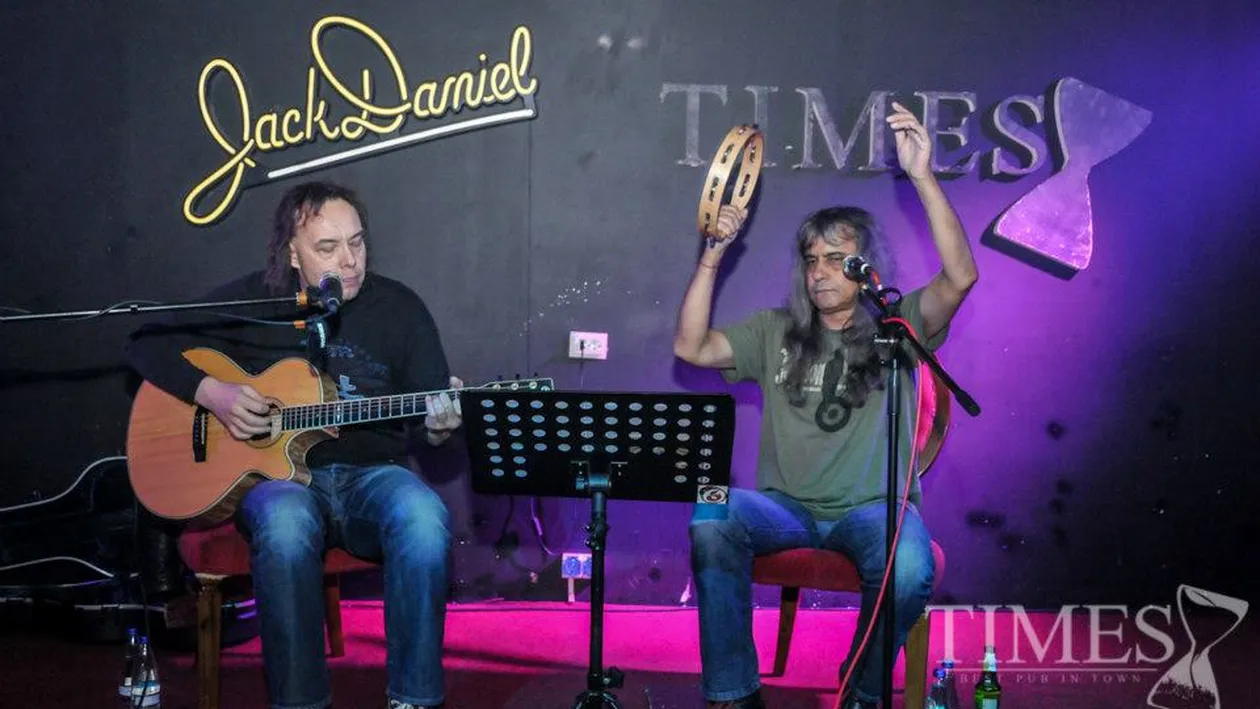 Trupa Lotus a inceput turneele! Minculescu si Judy Seutter au planuri mari de viitor