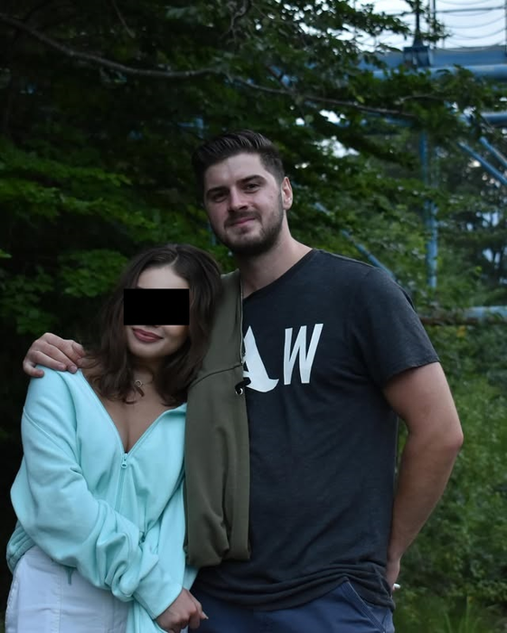 Iubita jandarmului împușcat accidental în cap e DEVASTATĂ! Nu se poate stăpâni și… Imaginile au smuls lacrimile oamenilor