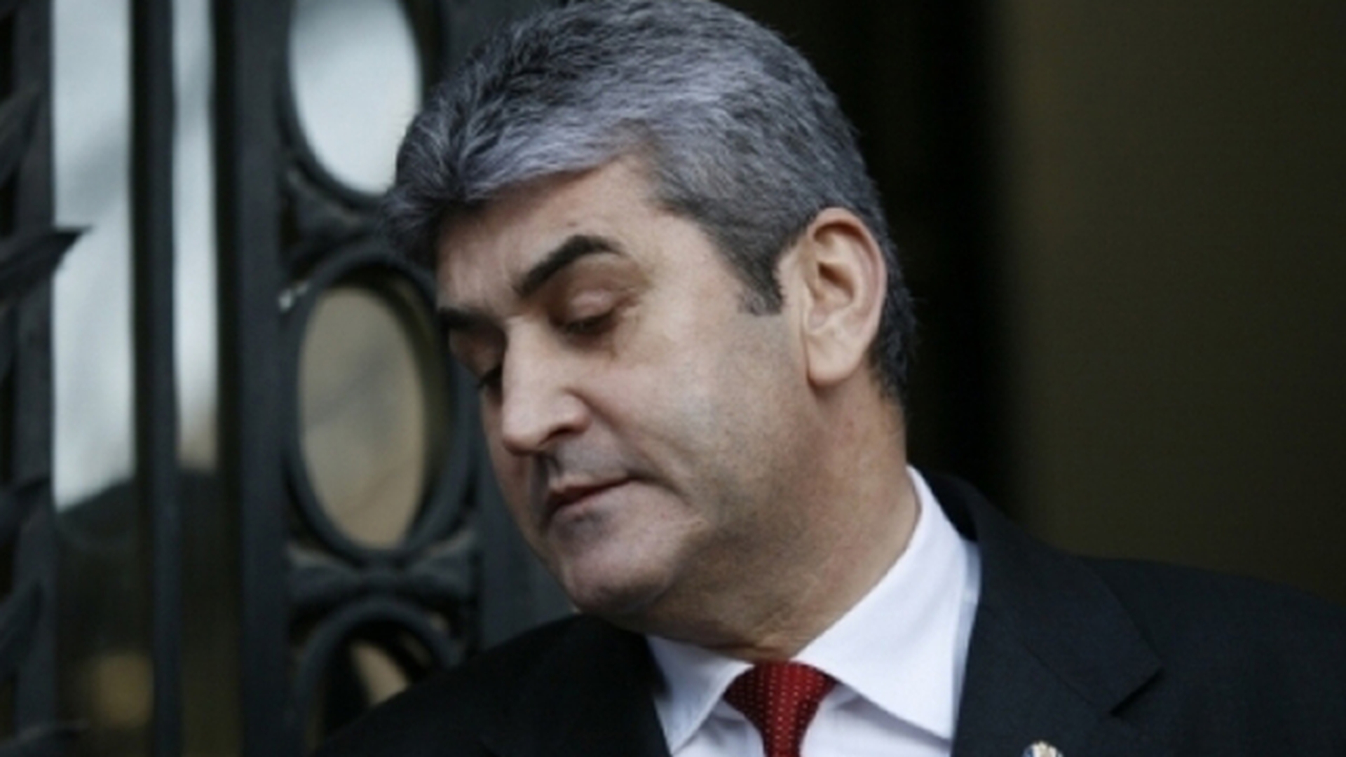 Undă verde pentru urmărirea penală a lui Gabriel Oprea. Fostul ministru de Interne ceruse senatorilor să voteze împotrivă