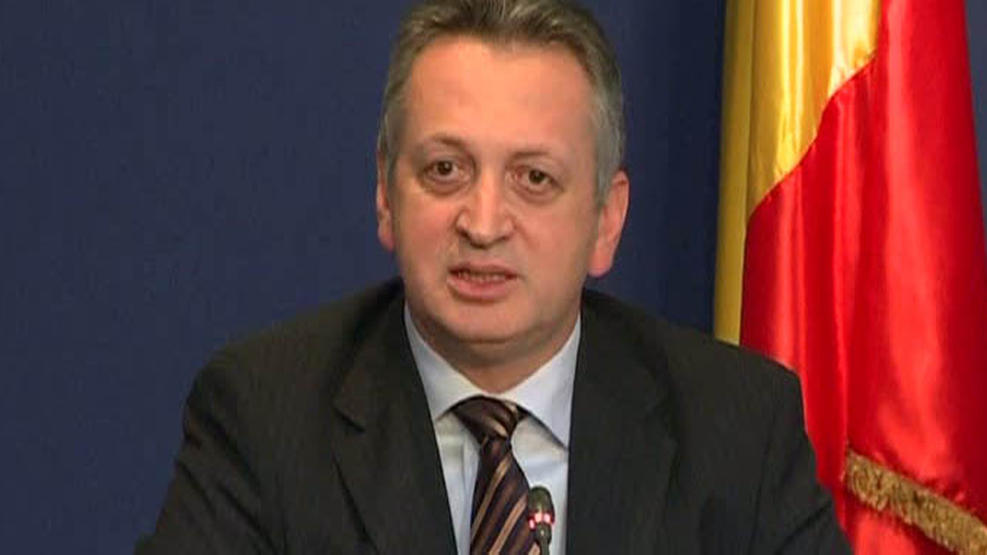 Fostul ministru al Transporturilor, hartuit sexual in puscarie de un detinut gay! Cum a reactionat!