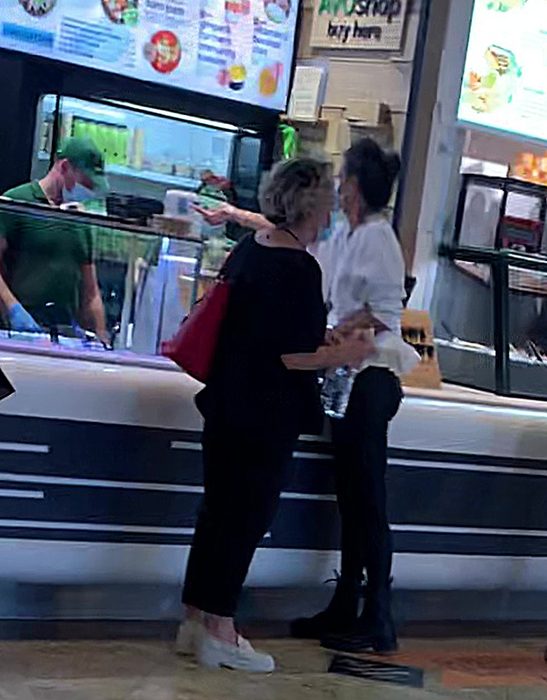 Cum am surprins-o pe ”fosta” lui Cristi Chivu  Andreea Raicu pune sănătatea pe primul loc!